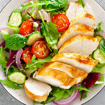 Ensalada de Pollo Asado